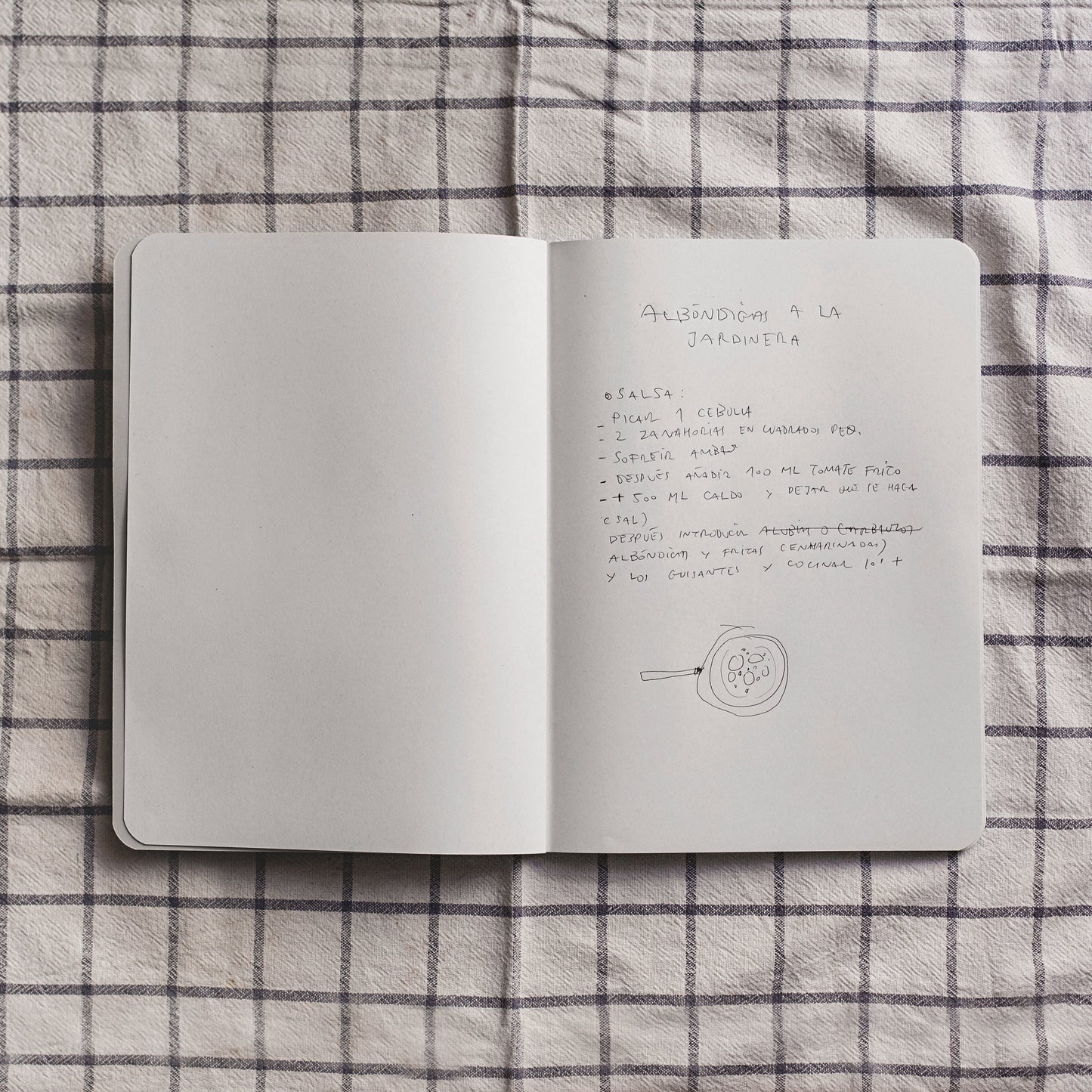 JUEGO DOS CUADERNOS