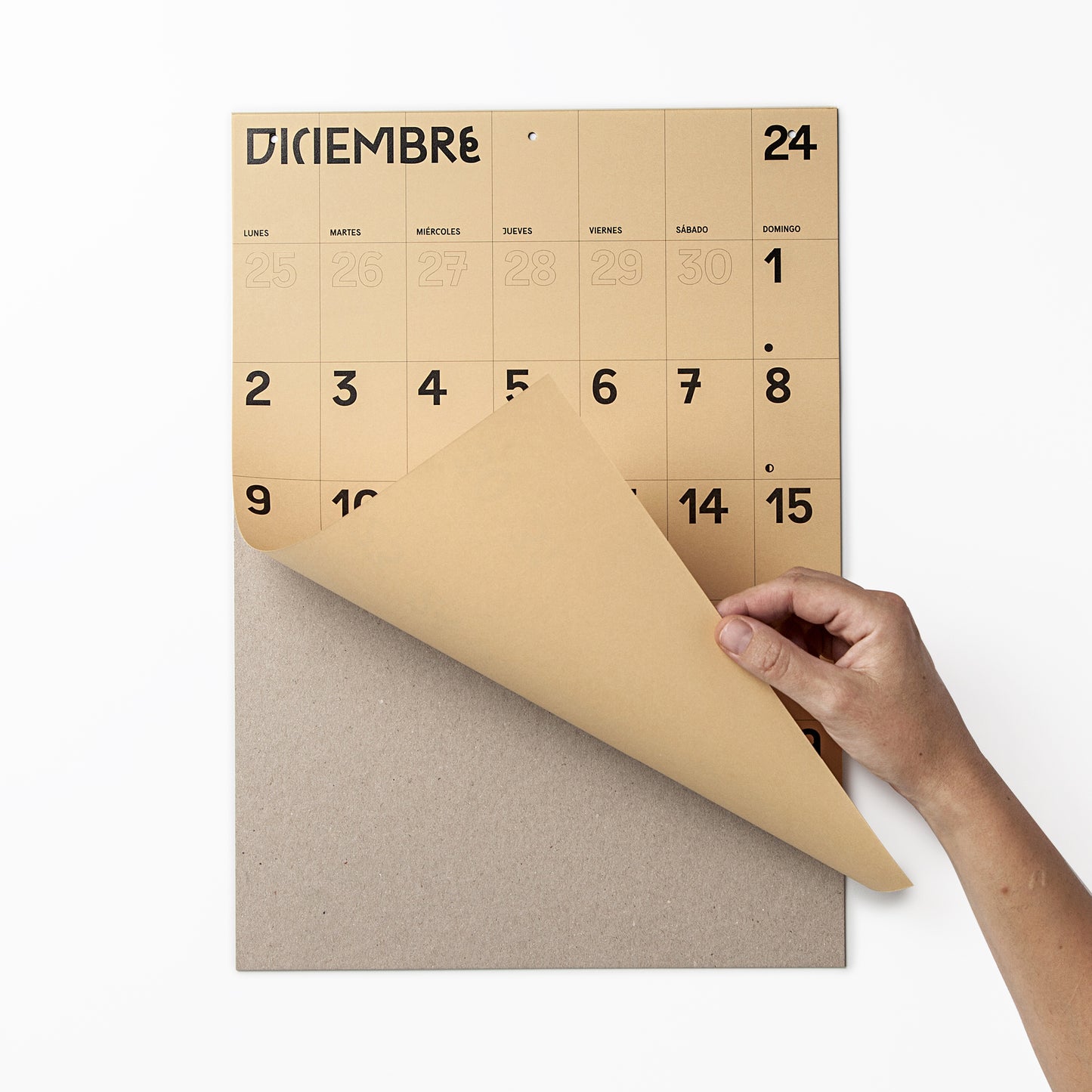 CALENDARIO PARED 2024 ● MARRÓN CLARO