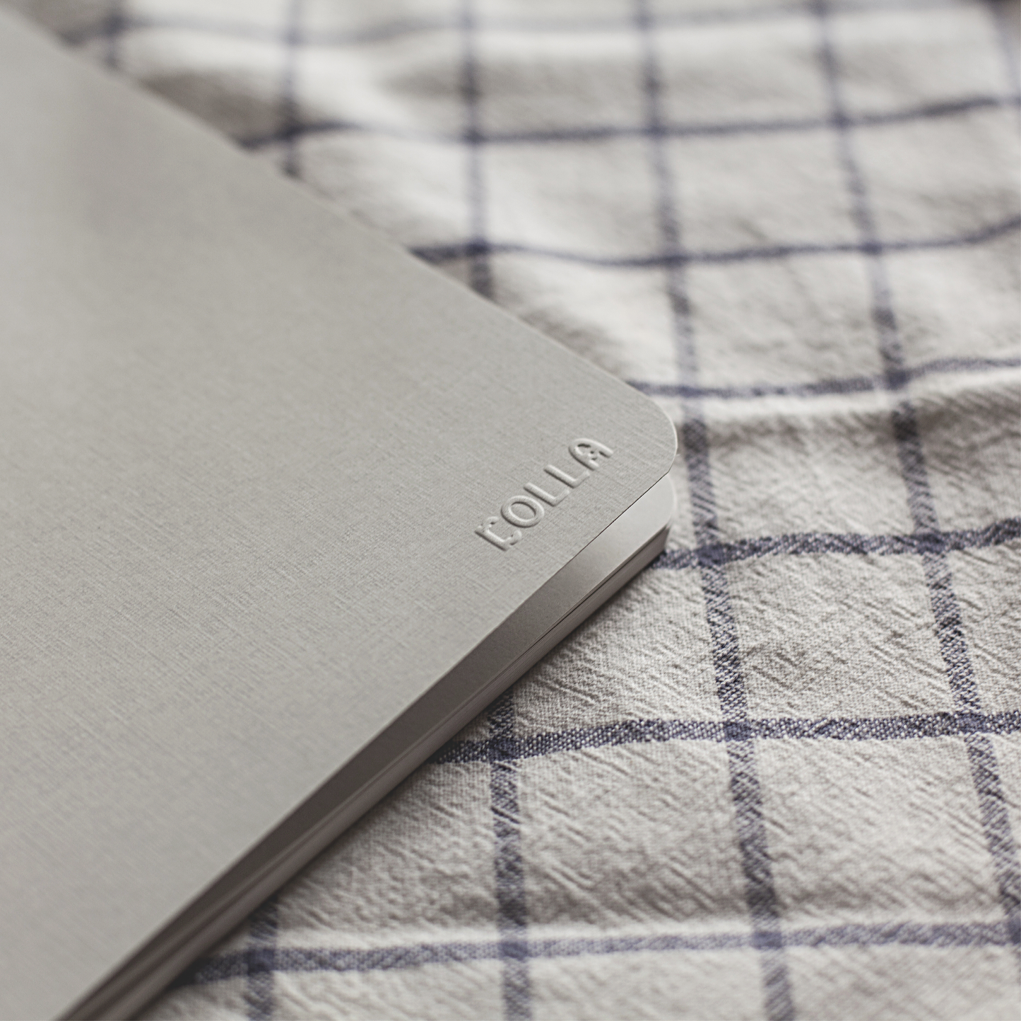 CUADERNO RÚSTICA BORDES REDONDEADOS ● GRIS